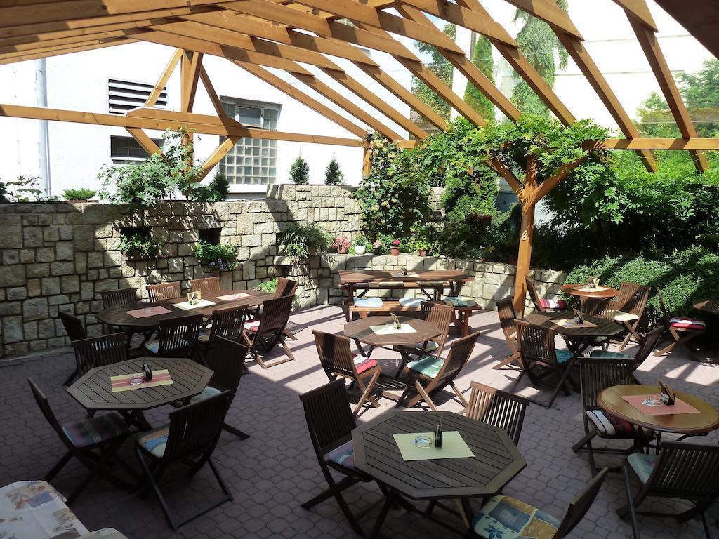 Penzion Holiday Mariënbad Buitenkant foto